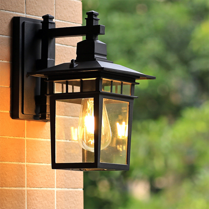 Alessio Elegant Outdoor Wall Light – Waterproof Adjustable Modern Design for Garden & Patio