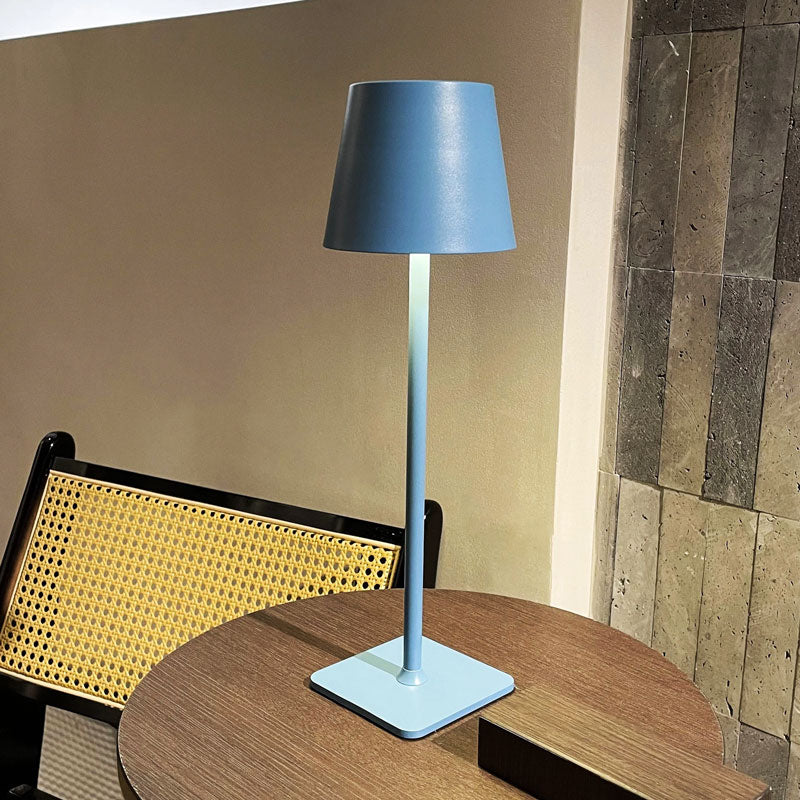 Modern Rechargeable LED Wireless Table Lamp (Special)