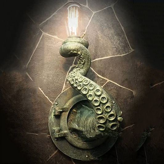 Krakenna – Sculptural Octopus Wall Light with Marine-Inspired Design