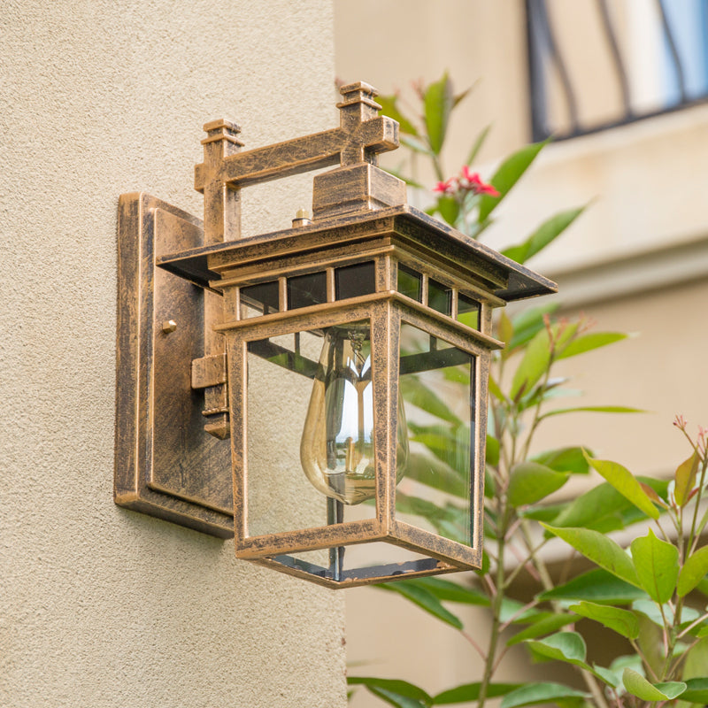 Alessio Elegant Outdoor Wall Light – Waterproof Adjustable Modern Design for Garden & Patio