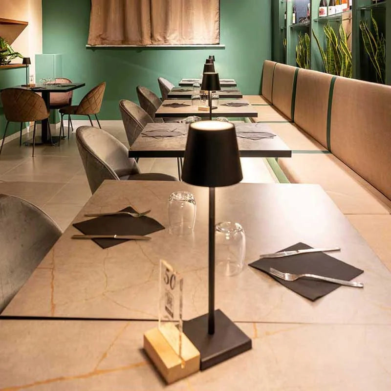 Modern Rechargeable LED Wireless Table Lamp (Special)