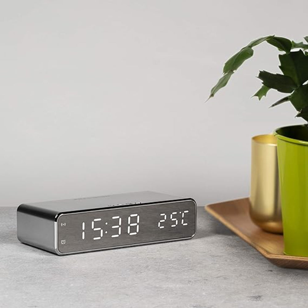 TimeCharge – LED Alarm Clock with Built-In Wireless Charging Pad